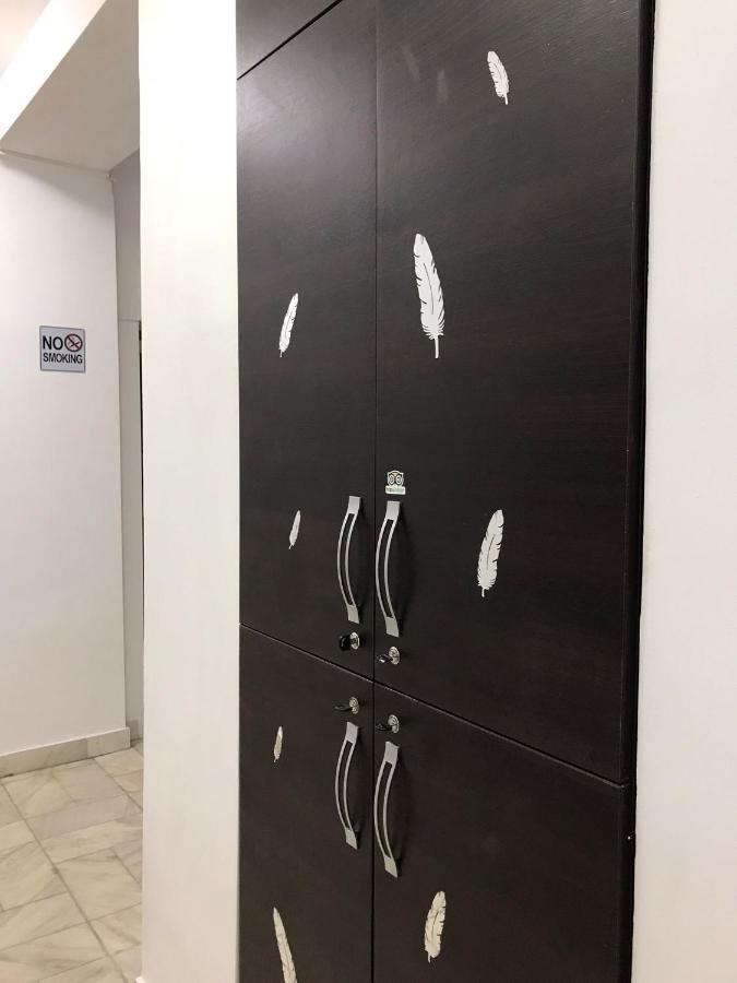 Large Apartment City Centre Бухарест Экстерьер фото